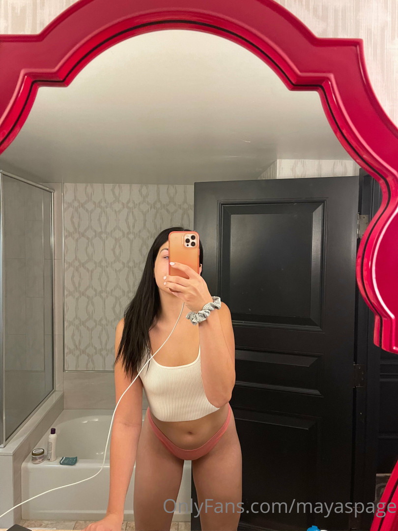 Photo by mayaspage published on October 12,2023 00:59:41 - BestThots