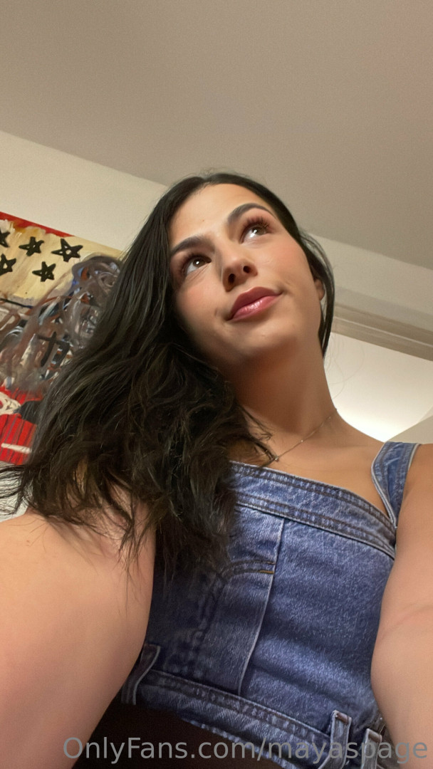 Photo by mayaspage published on October 12,2023 09:13:38 - BestThots