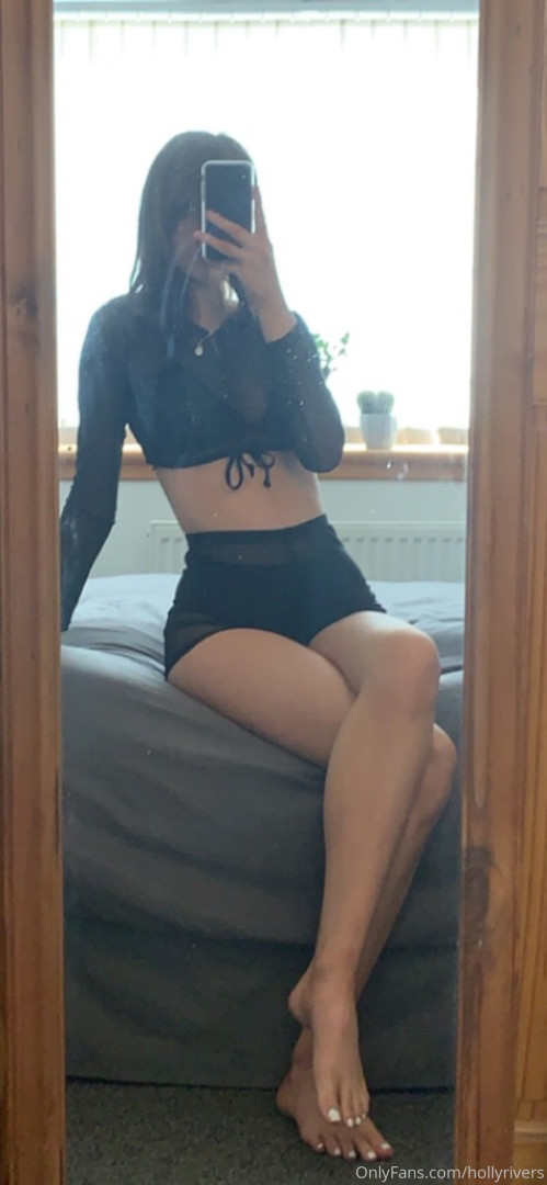 Photo by hollyrivers published on June 2,2023 10:35:13 - BestThots