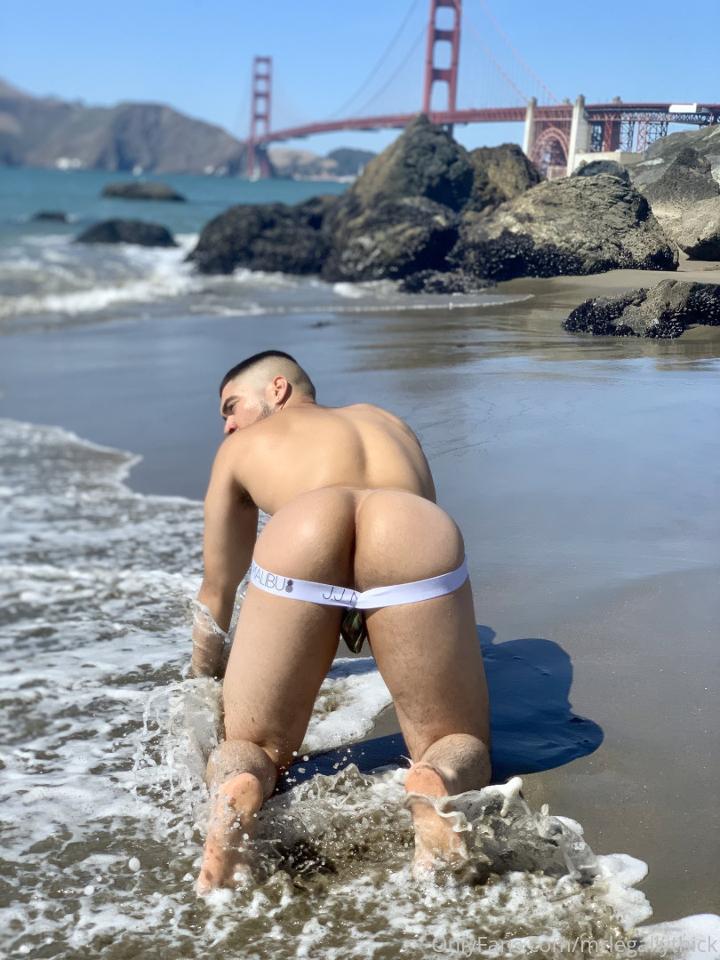 Photo by mrlegallythick published on May 20,2023 15:52:40 - BestThots
