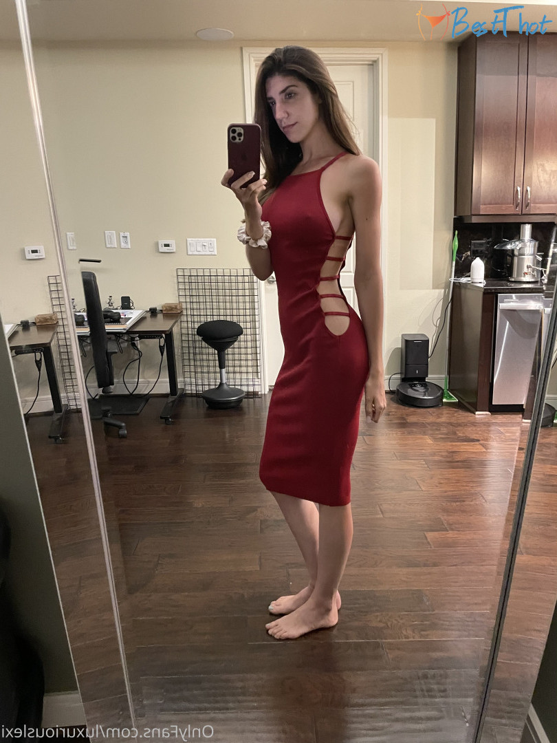 Photo by luxuriouslexi published on December 20,2024 23:09:26 - BestThots