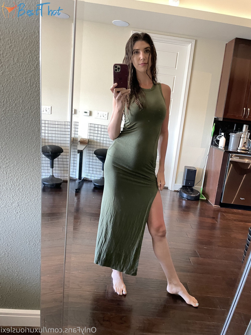 Photo by luxuriouslexi published on December 21,2024 00:08:35 - BestThots