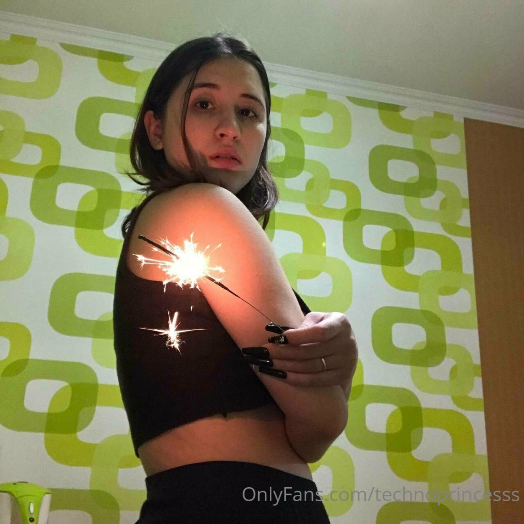 Photo by technoprincesss published on May 17,2023 07:50:59 - BestThots