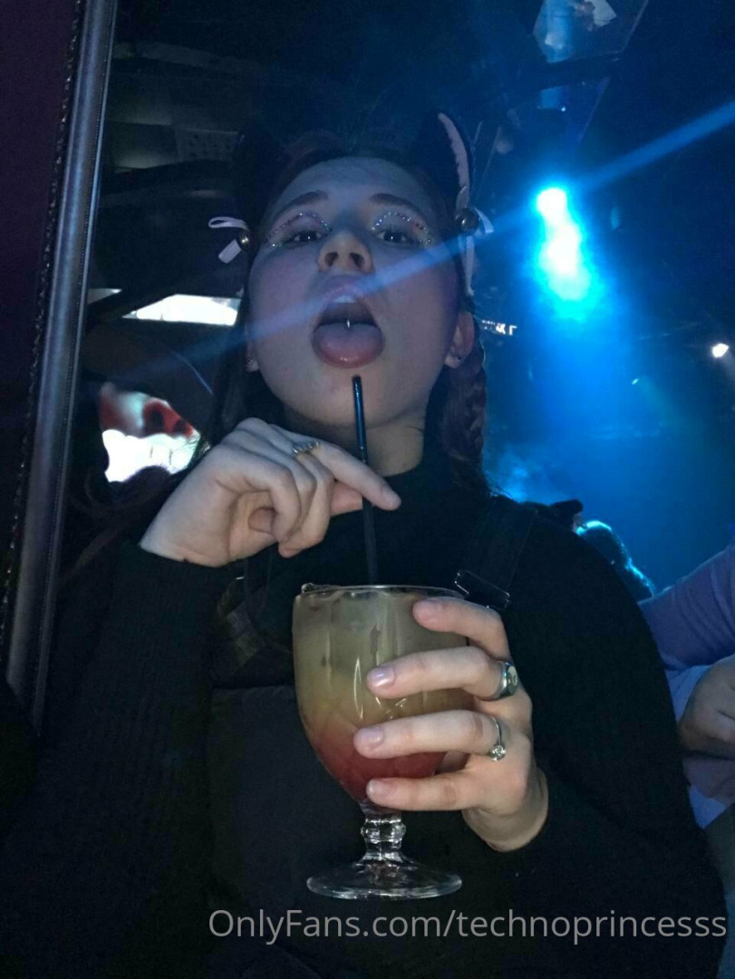 Photo by technoprincesss published on May 17,2023 07:51:51 - BestThots