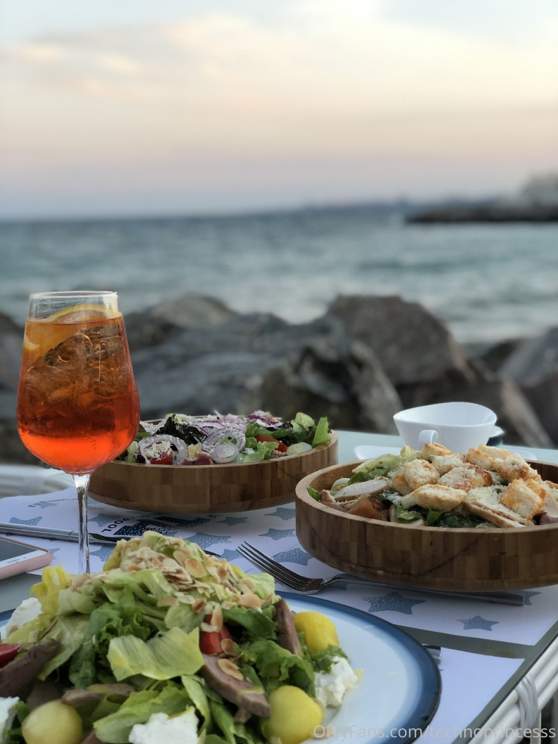 Photo by technoprincesss published on May 17,2023 07:52:59 - BestThots