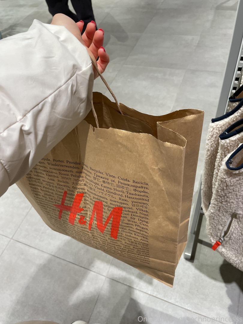 Photo by technoprincesss published on May 17,2023 07:54:19 - BestThots