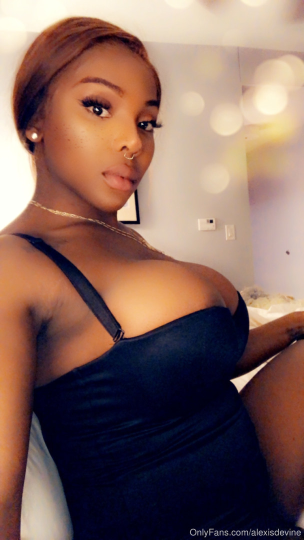 Photo by alexisdevine published on November 20,2023 01:57:08 - BestThots