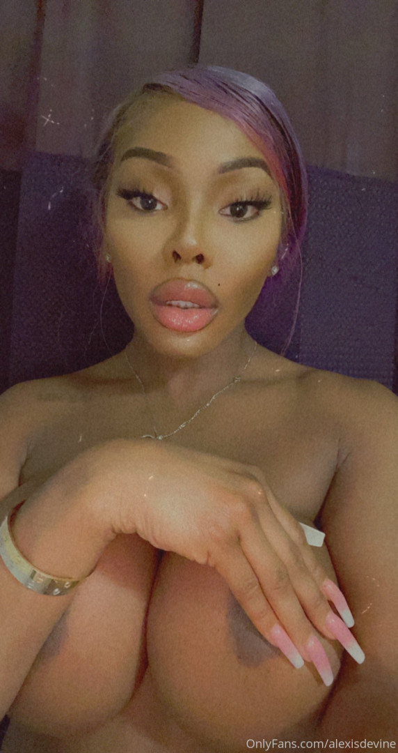 Photo by alexisdevine published on November 20,2023 01:57:13 - BestThots