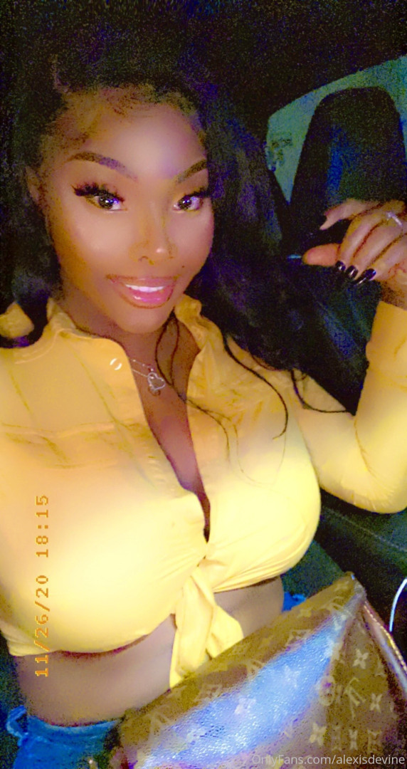 Photo by alexisdevine published on November 20,2023 01:57:33 - BestThots