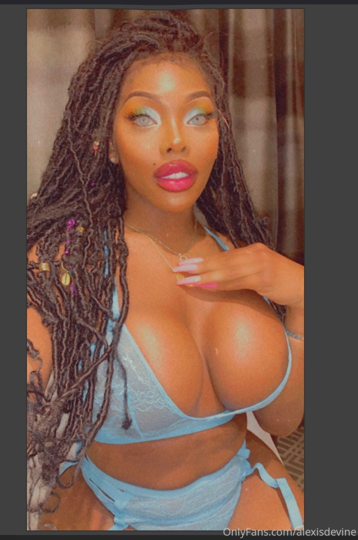 Photo by alexisdevine published on November 20,2023 01:57:45 - BestThots