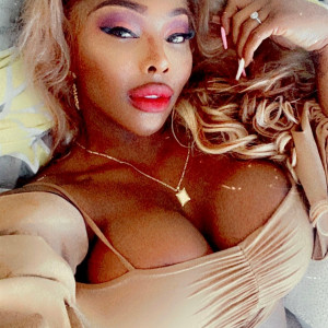 alexisdevine #8364692