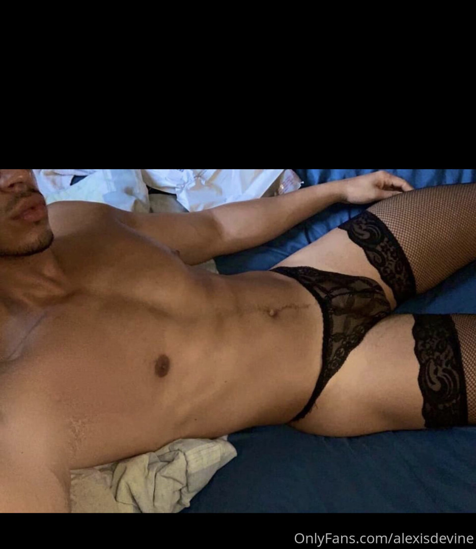 Photo by alexisdevine published on November 20,2023 01:58:08 - BestThots