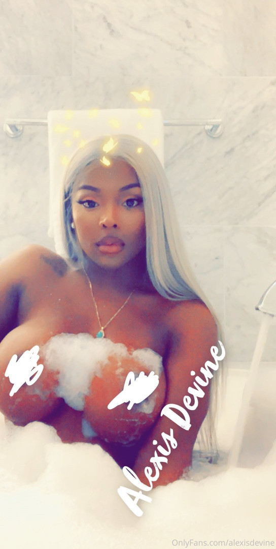 Photo by alexisdevine published on November 20,2023 01:58:19 - BestThots