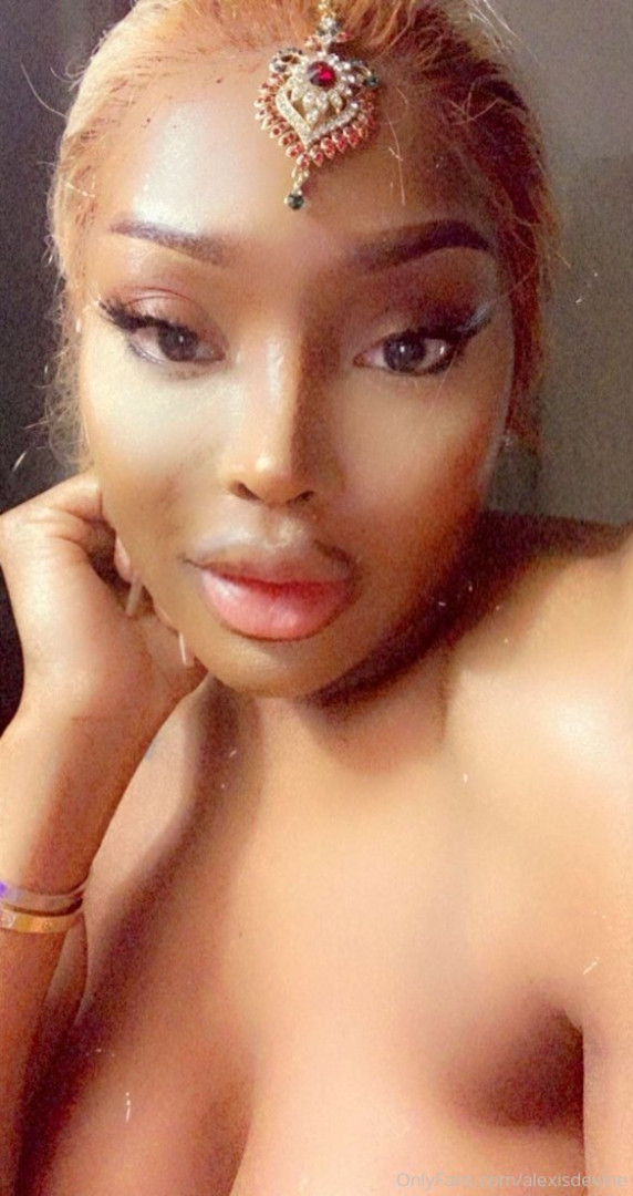 Photo by alexisdevine published on November 20,2023 01:58:28 - BestThots