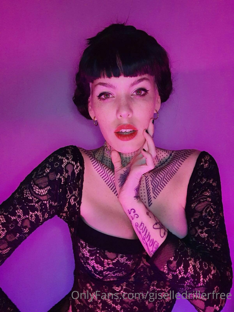 Photo by giselledrillerfree published on October 15,2023 10:52:07 - BestThots
