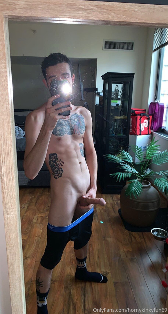 Photo by unexpected_couple published on October 16,2023 00:48:06 - BestThots