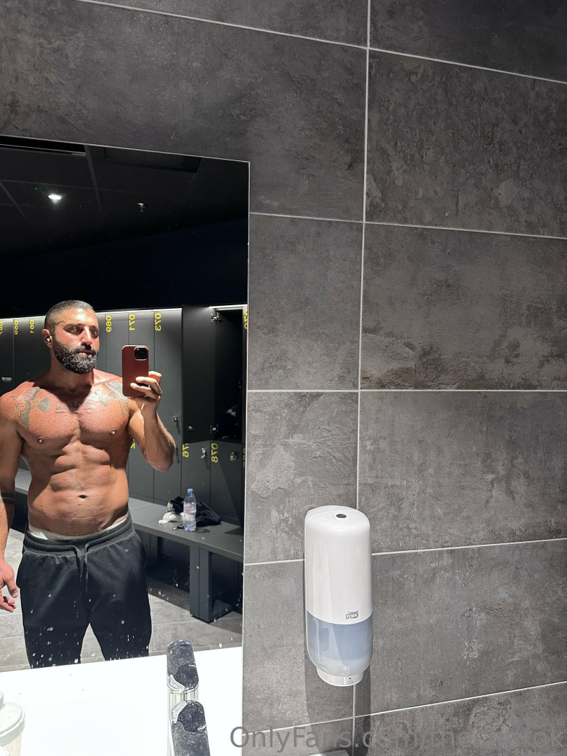 Photo by thesharok published on May 16,2023 20:20:31 - BestThots