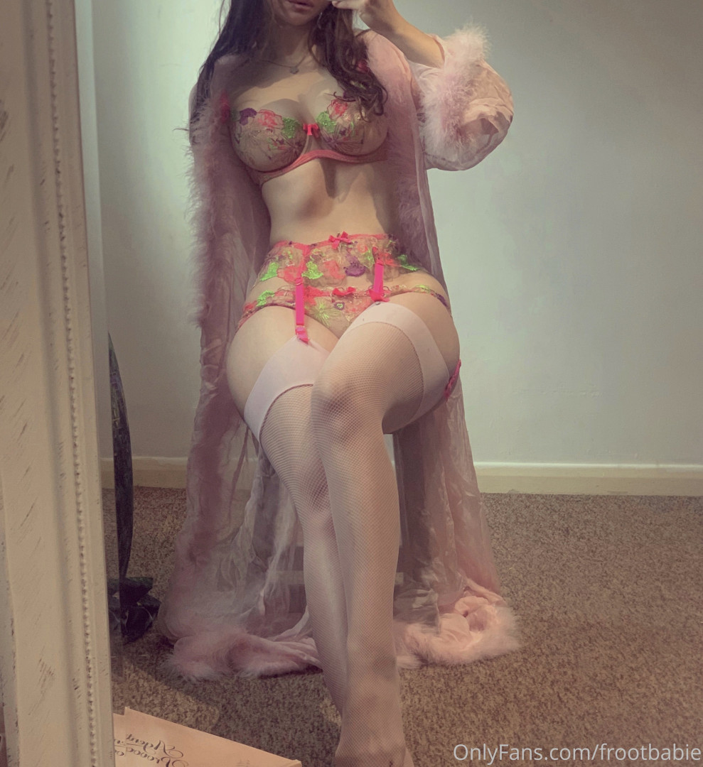 Photo by frootbabie published on August 30,2023 02:11:59 - BestThots