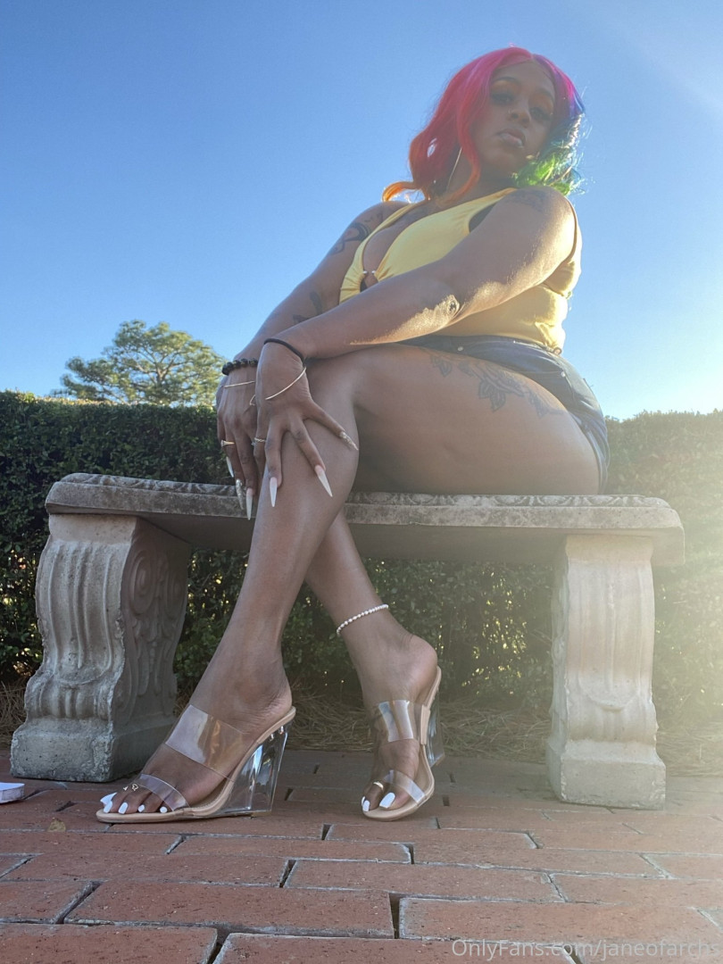 Photo by janeofarchs published on August 2,2023 11:00:11 - BestThots