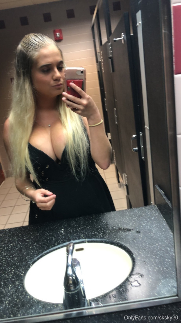 Photo by sksky20 published on June 5,2023 04:30:20 - BestThots