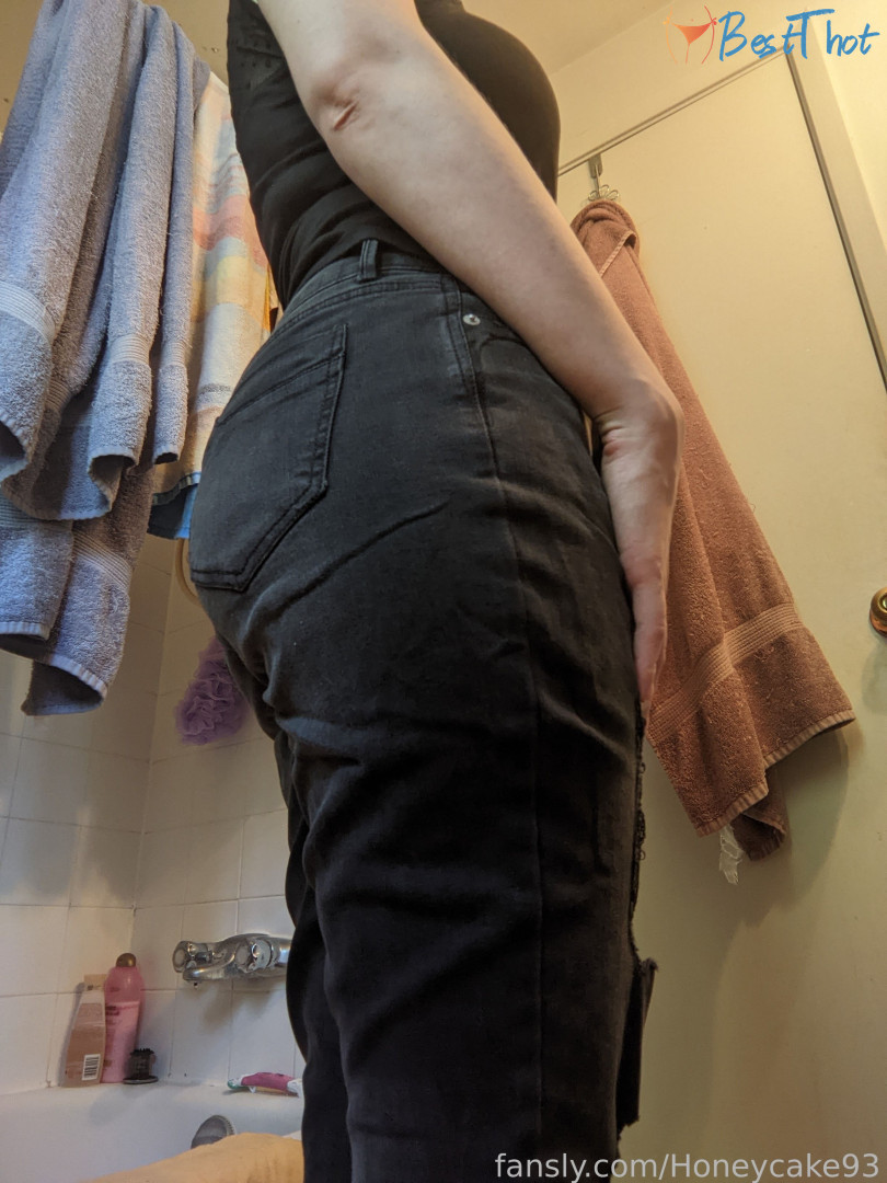 Photo by honeycake93 published on January 26,2025 03:00:55 - BestThots