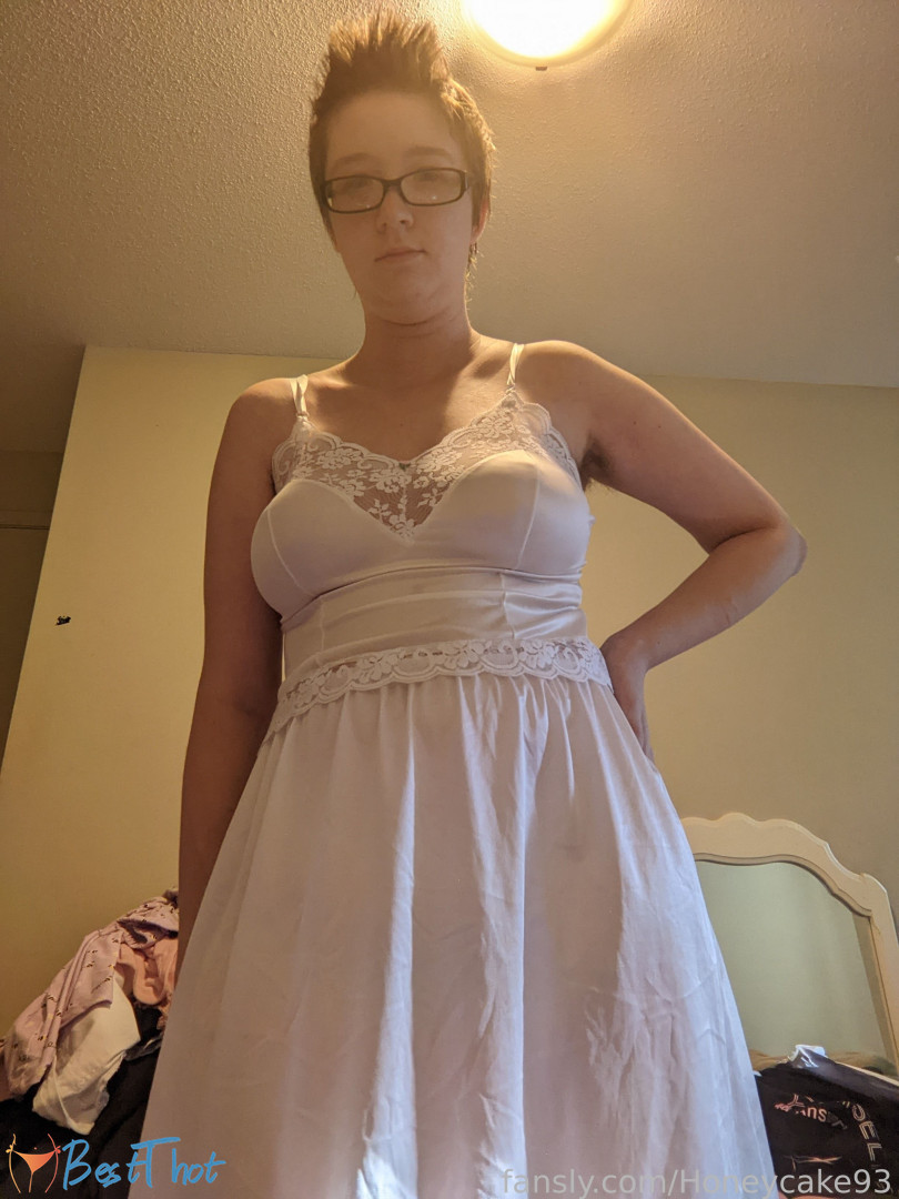 Photo by honeycake93 published on January 26,2025 06:01:28 - BestThots