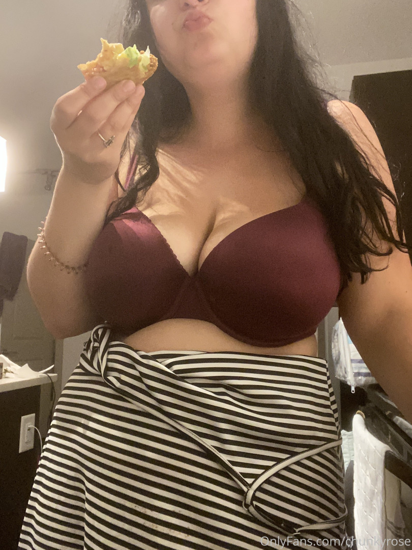 Photo by chunkyrose published on October 15,2023 22:45:12 - BestThots