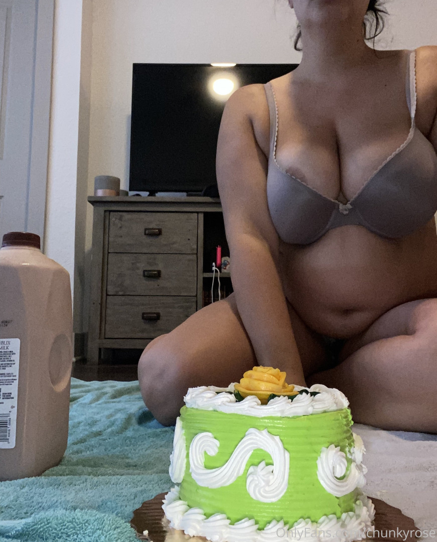 Photo by chunkyrose published on October 15,2023 22:58:52 - BestThots