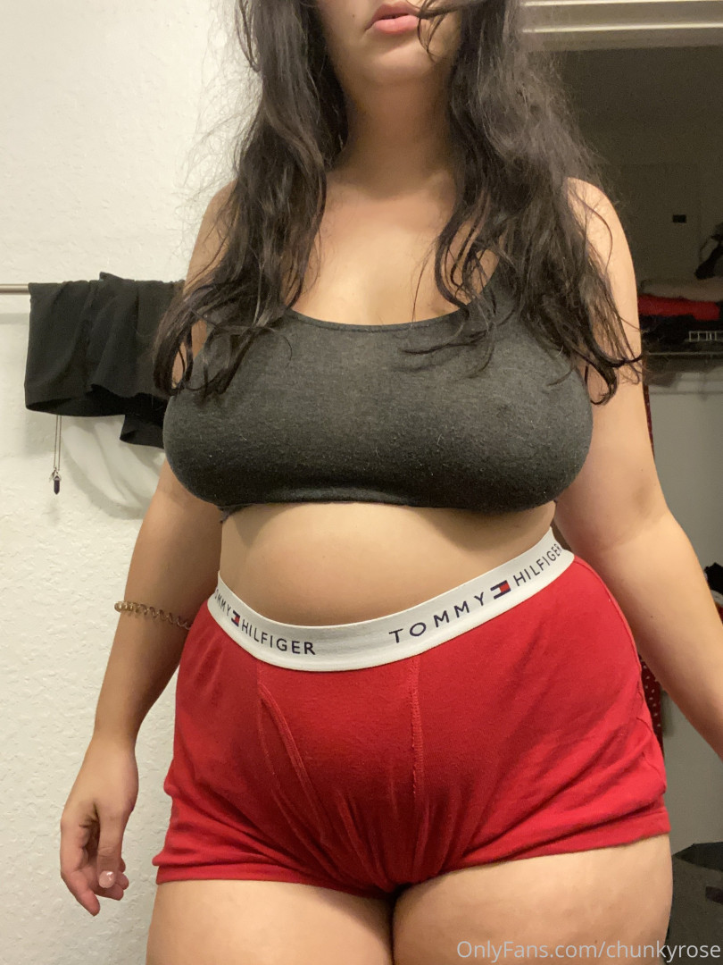 Photo by chunkyrose published on October 15,2023 23:00:15 - BestThots