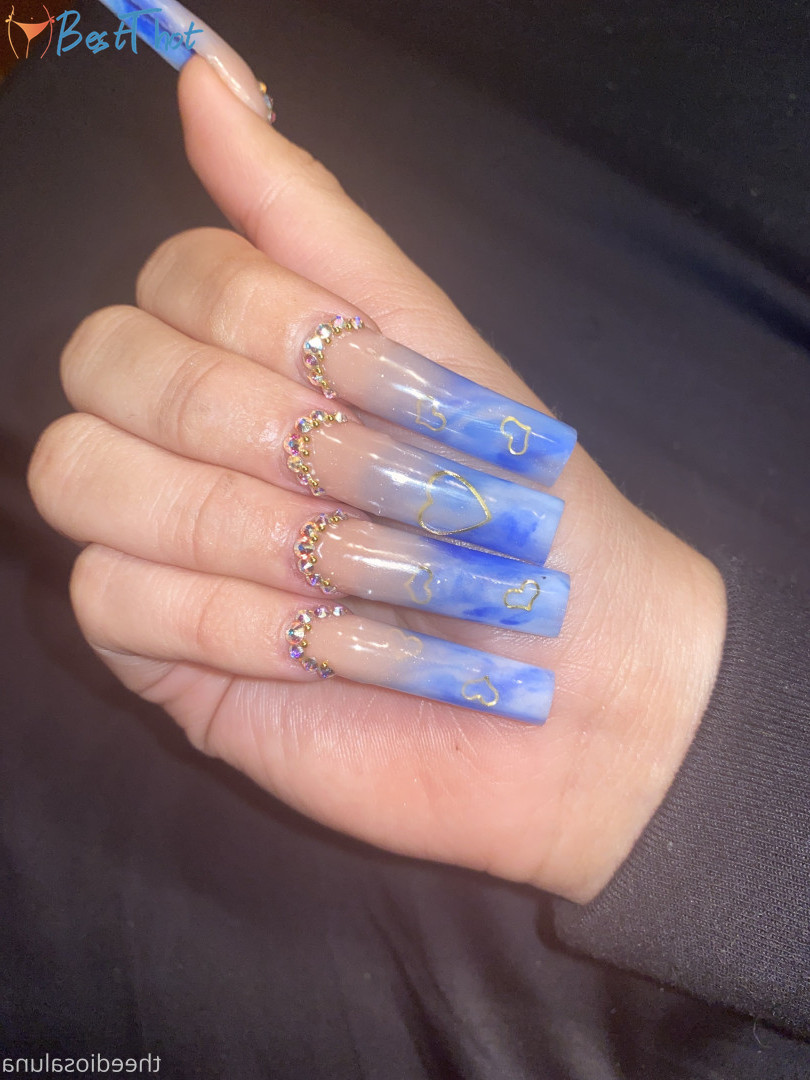 Photo by theediosaluna published on December 14,2024 05:06:39 - BestThots