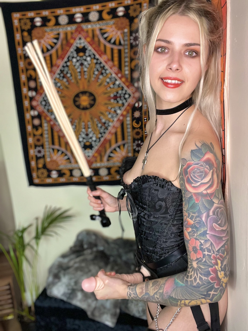 Photo by mistressmercyxox published on July 23,2023 01:29:40 - BestThots