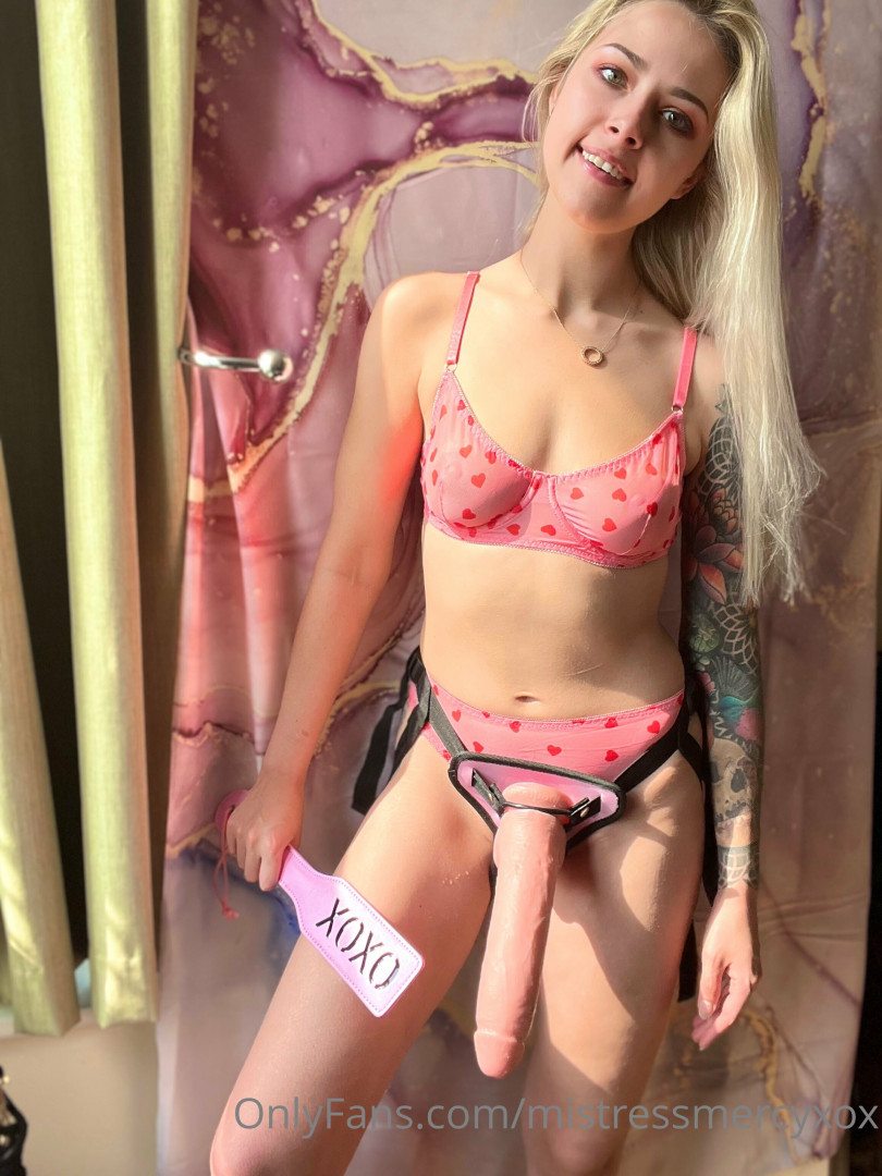 Photo by mistressmercyxox published on July 23,2023 01:30:38 - BestThots