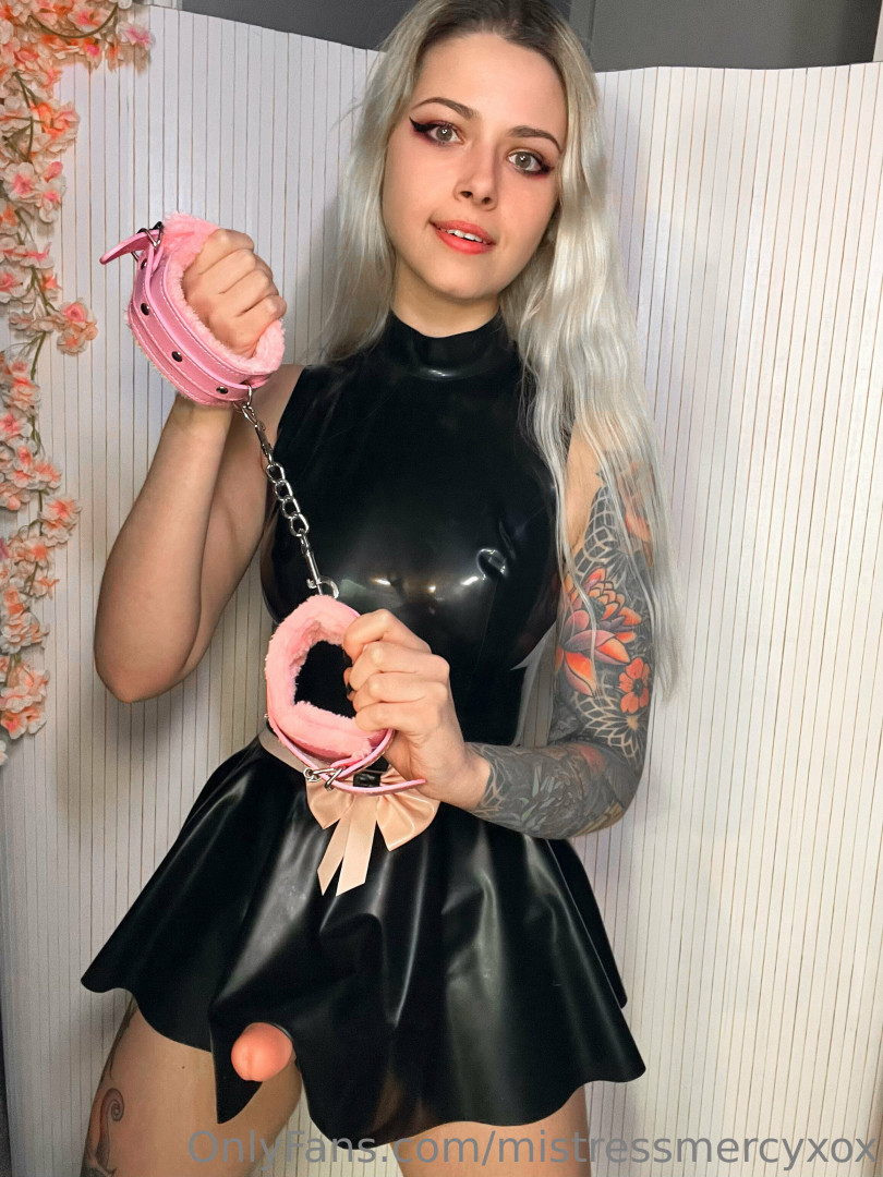 Photo by mistressmercyxox published on July 23,2023 01:40:51 - BestThots