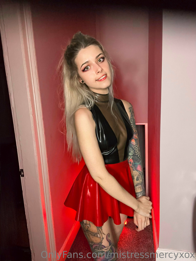 Photo by mistressmercyxox published on July 23,2023 01:41:44 - BestThots