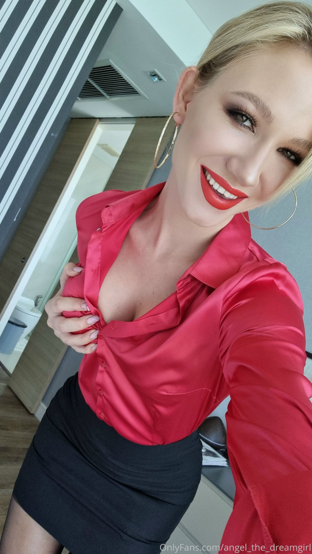 Photo by angel_the_dreamgirl published on November 21,2023 07:52:13 - BestThots