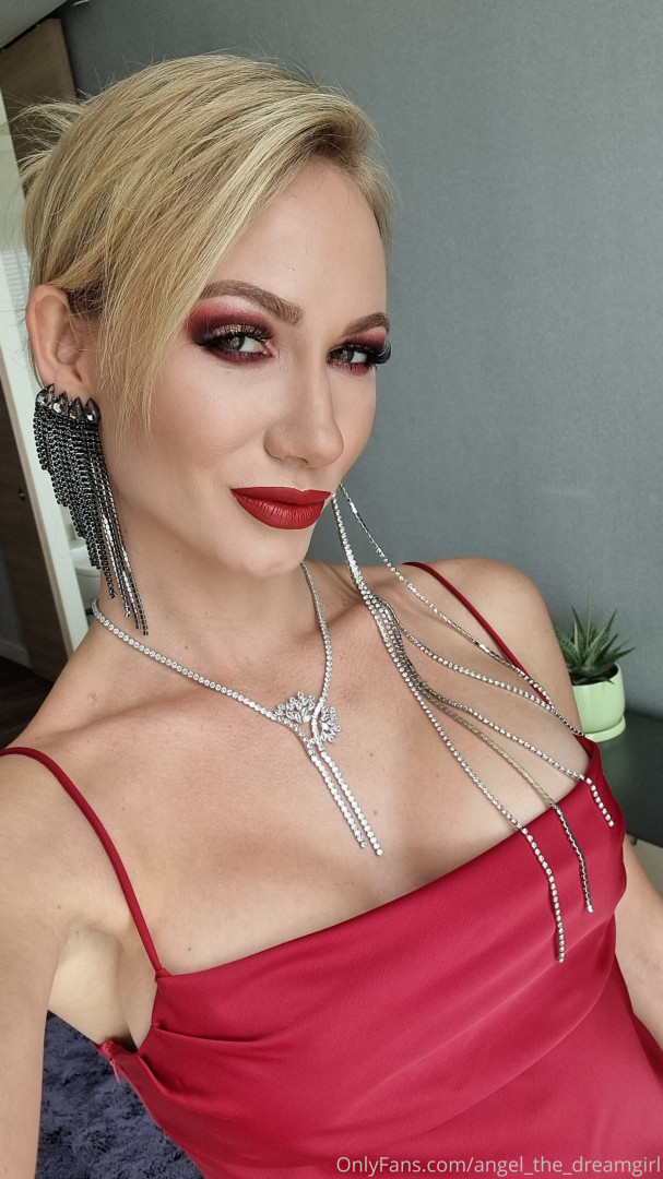 Photo by angel_the_dreamgirl published on November 21,2023 07:52:49 - BestThots