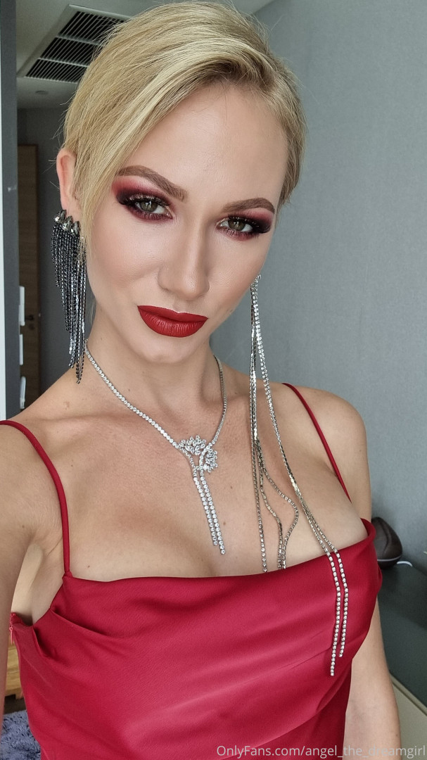 Photo by angel_the_dreamgirl published on November 21,2023 07:53:03 - BestThots