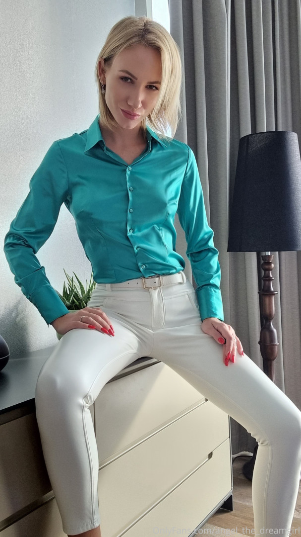 Photo by angel_the_dreamgirl published on November 21,2023 07:53:13 - BestThots