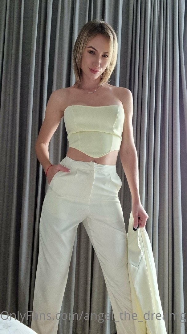 Photo by angel_the_dreamgirl published on November 21,2023 07:55:45 - BestThots