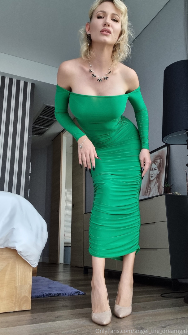 Photo by angel_the_dreamgirl published on November 21,2023 07:58:29 - BestThots