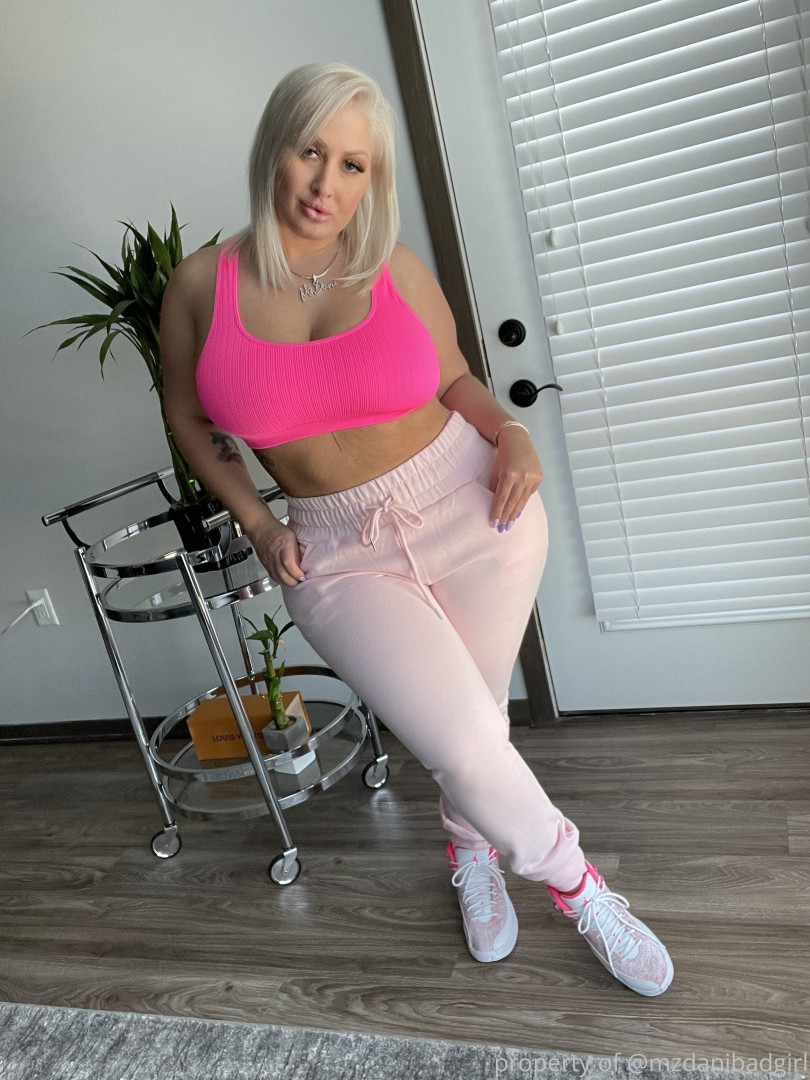 Photo by mzdanibadgirl published on July 6,2023 12:56:30 - BestThots