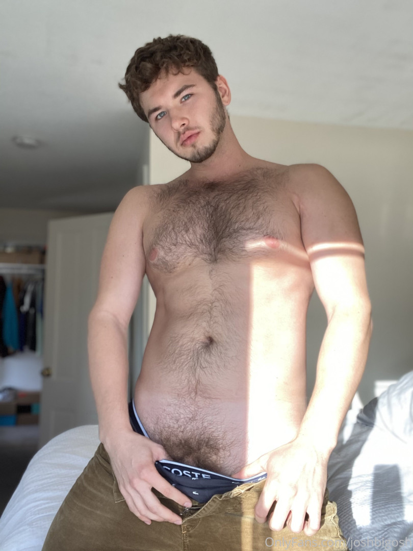 Photo by joshbigosh published on October 14,2023 14:20:35 - BestThots