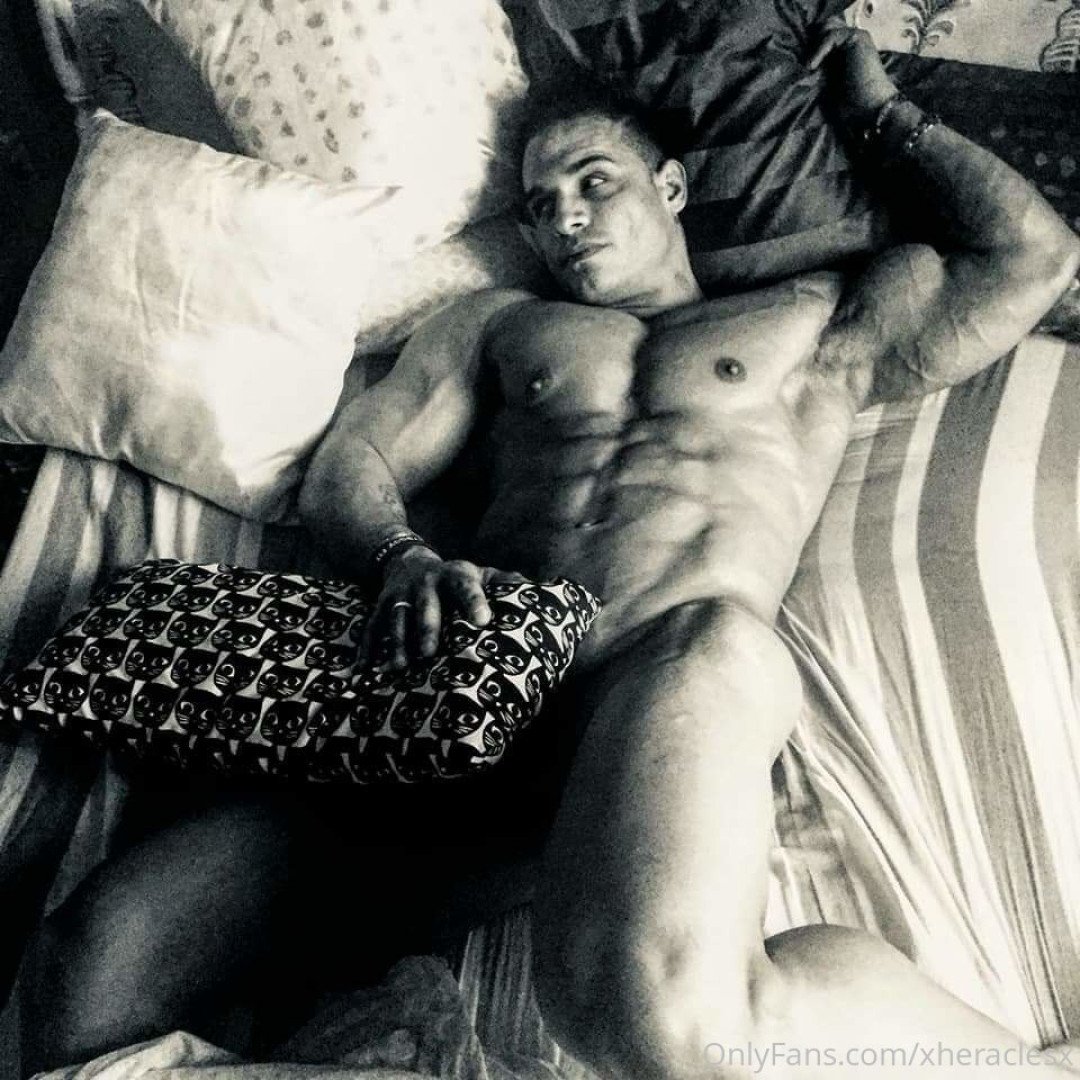 Photo by xheraclesx published on May 15,2023 23:15:40 - BestThots