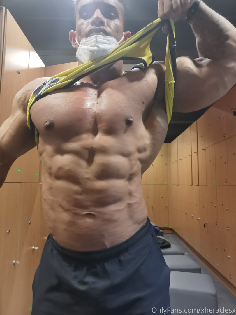 Photo by xheraclesx published on May 15,2023 23:15:48 - BestThots