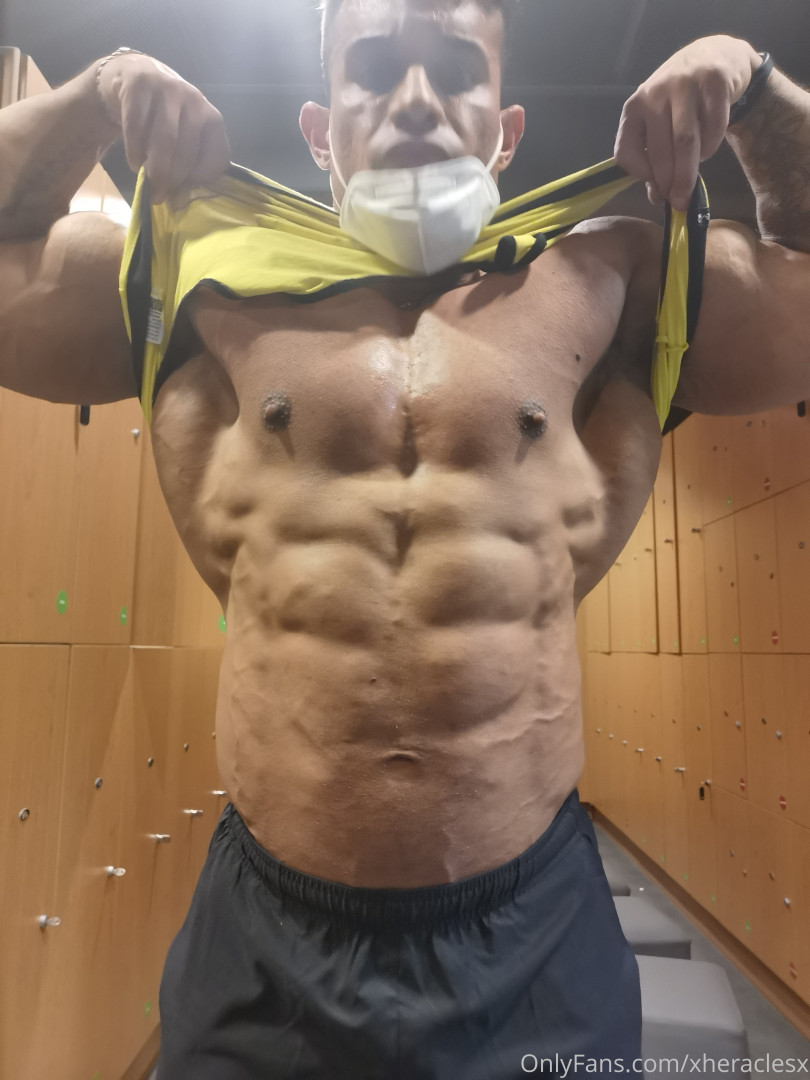 Photo by xheraclesx published on May 15,2023 23:16:21 - BestThots