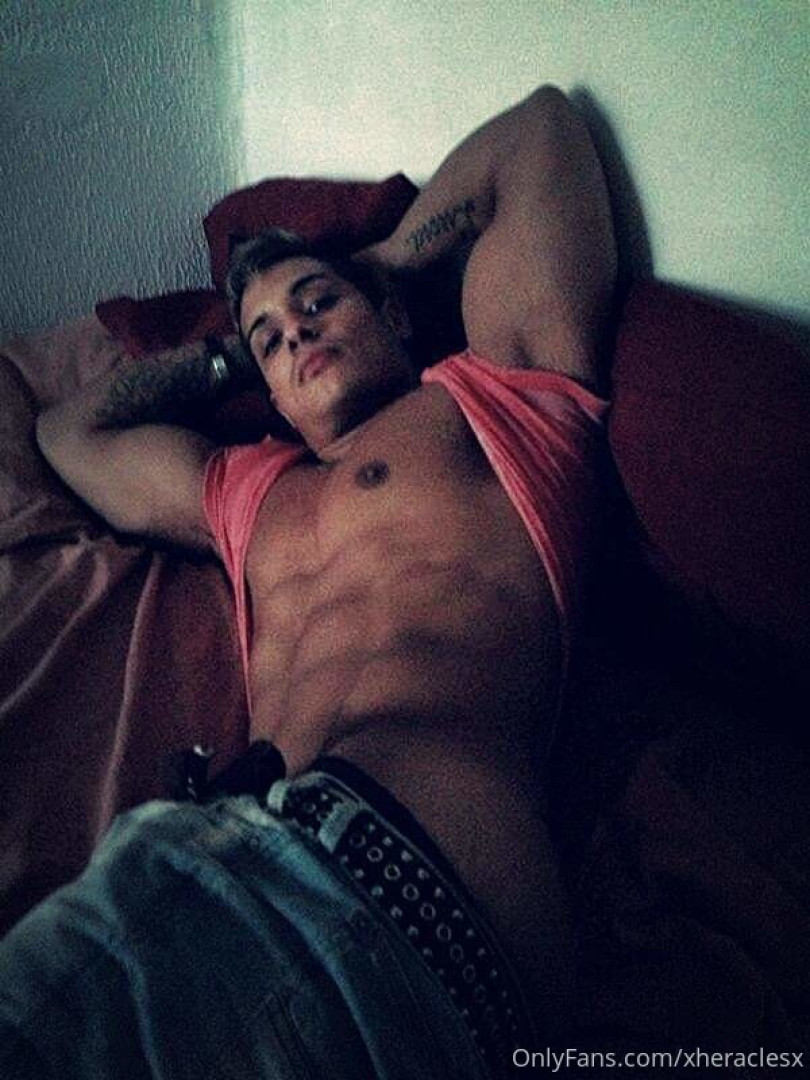 Photo by xheraclesx published on May 15,2023 23:16:53 - BestThots