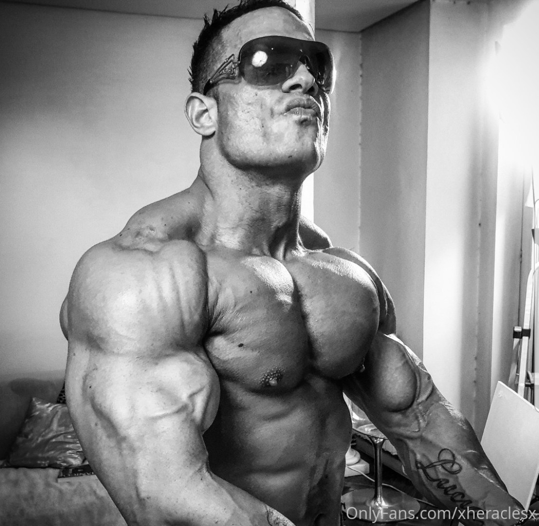 Photo by xheraclesx published on May 15,2023 23:17:15 - BestThots