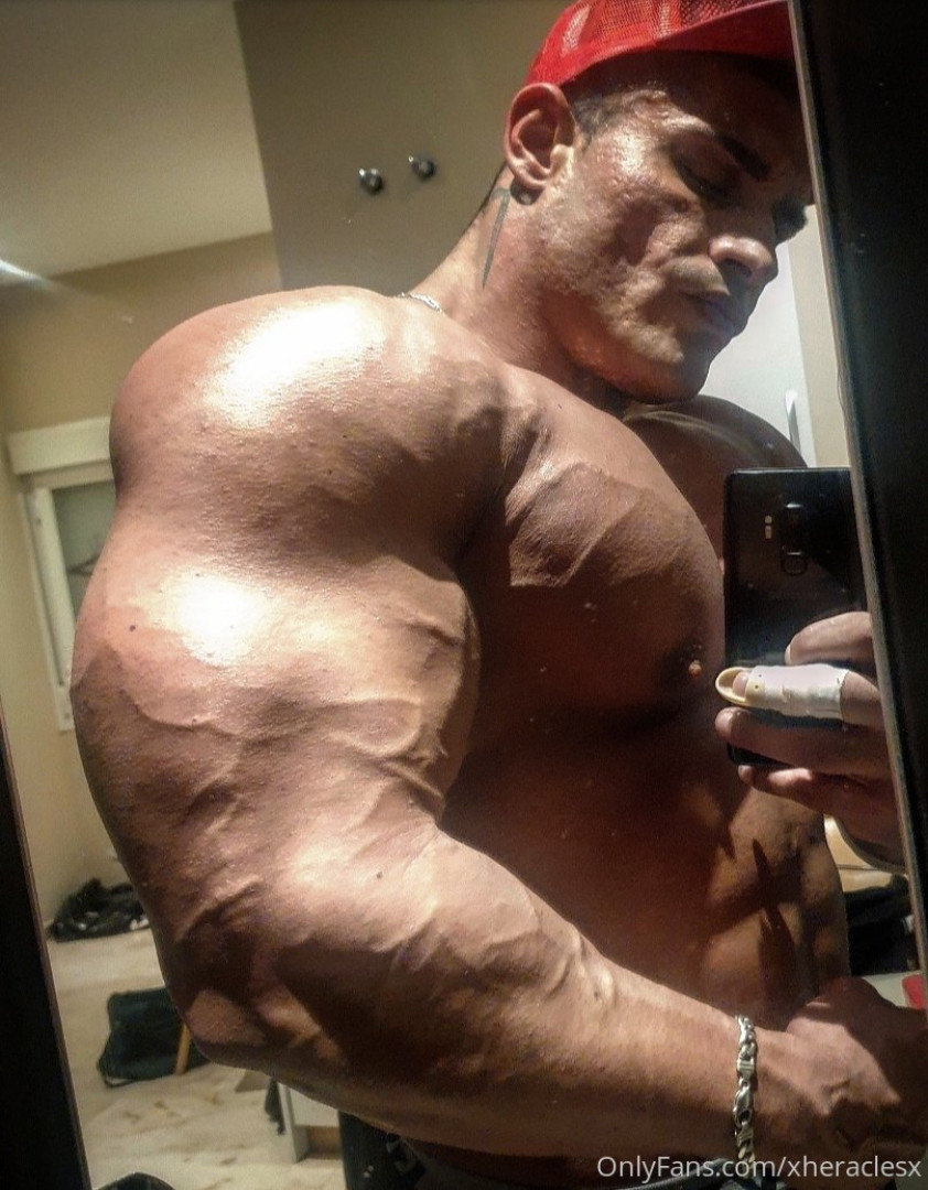 Photo by xheraclesx published on May 15,2023 23:17:27 - BestThots