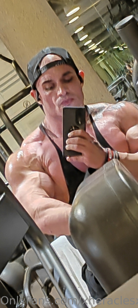 Photo by xheraclesx published on May 15,2023 23:17:36 - BestThots