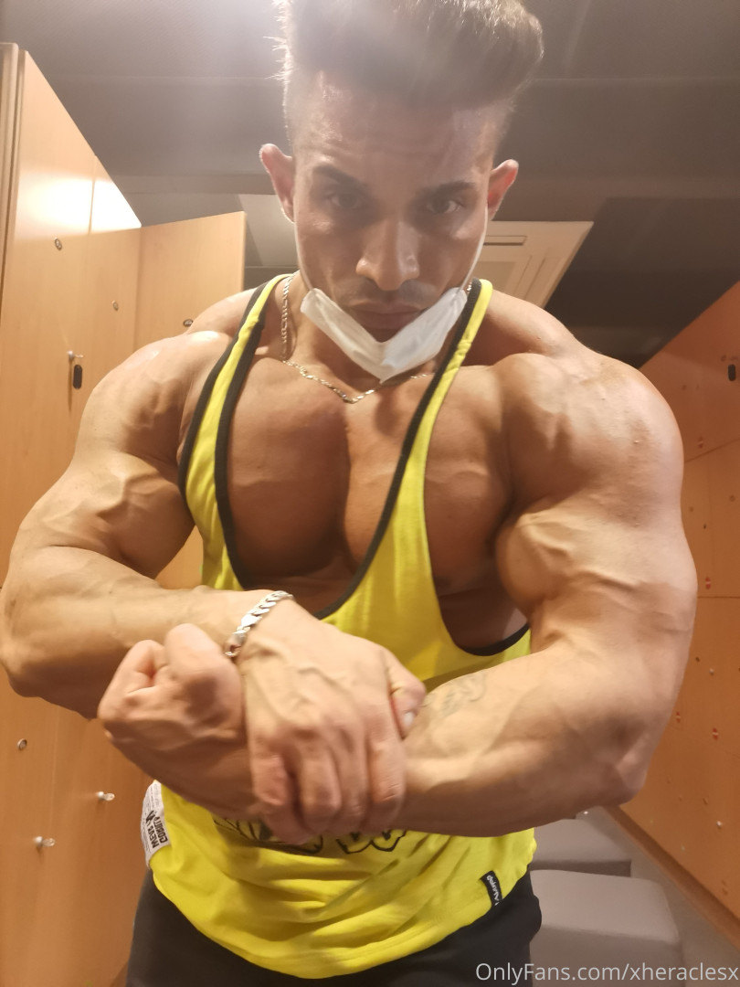 Photo by xheraclesx published on May 15,2023 23:18:30 - BestThots